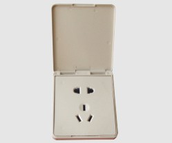 YL 011J 防水、防塵五孔插座-實(shí)驗(yàn)室配件